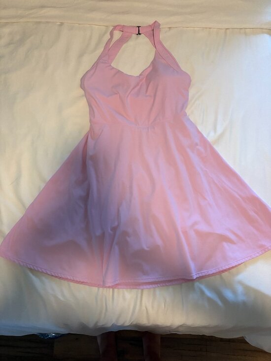 HALARA Dresses & Skirts - Halara Pink Easy Peezy Active Dress – Size Medium